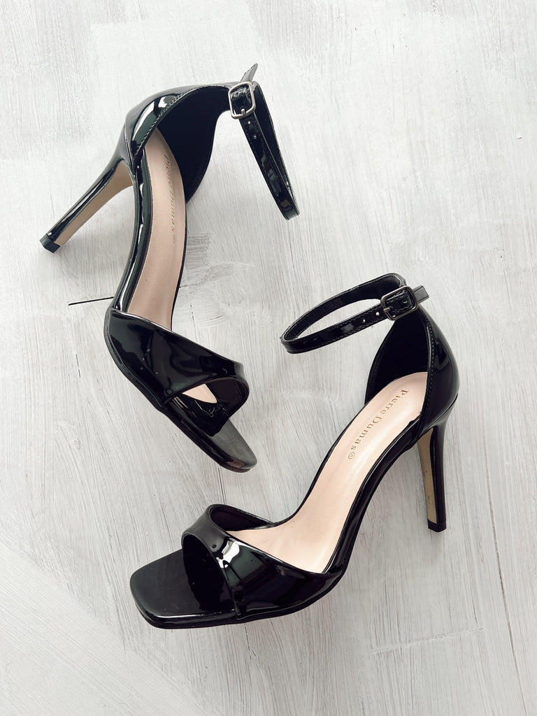 elle heels