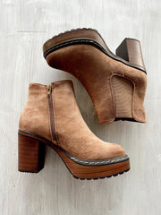 SIZE 7.5 Parker Suede Booties